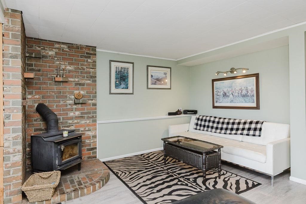 Swimming Pool Photo of 614 Glen Road, Gibsons, BC