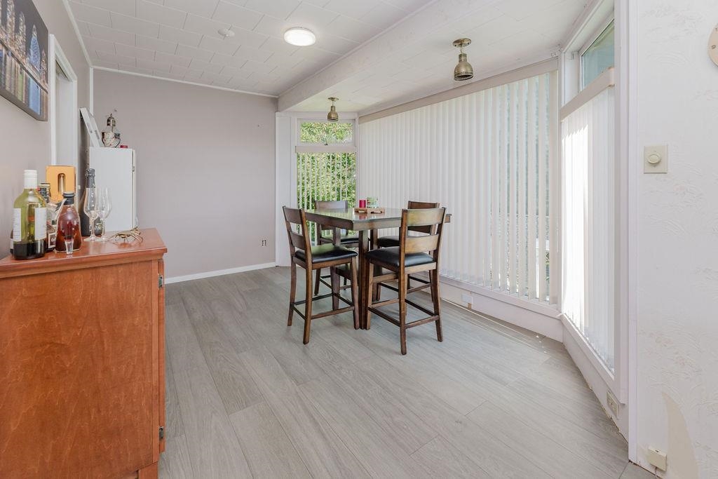 Walk-In Closet Photo of 614 Glen Road, Gibsons, BC