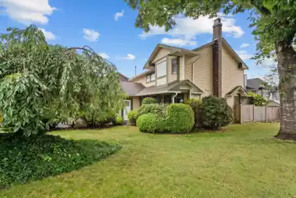 20460 Dale Drive, Maple Ridge, BC, Maple Ridge — Single Family Residence for sale
