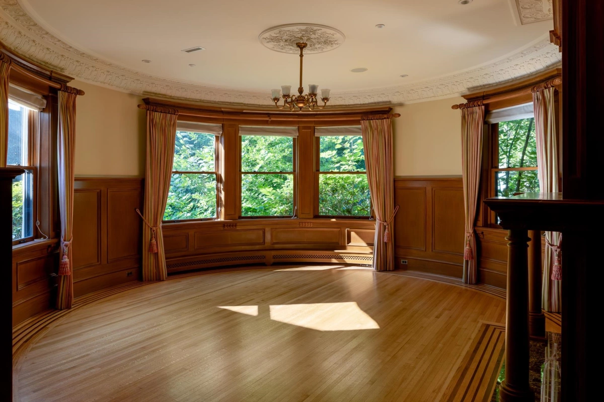 Breakfast Nook Photo of 2 3838 Cypress Street, Vancouver, BC
