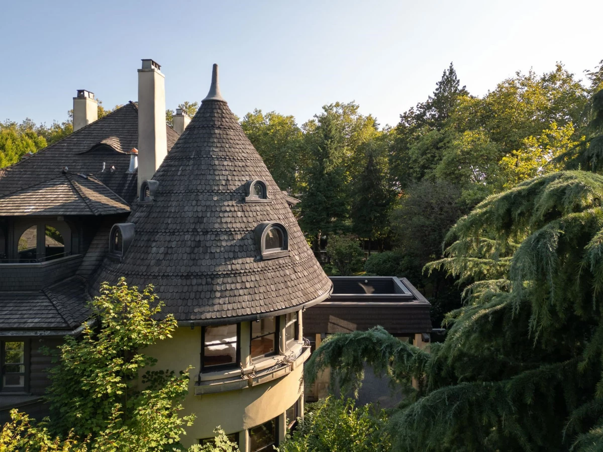 Living Room Photo of 2 3838 Cypress Street, Vancouver, BC