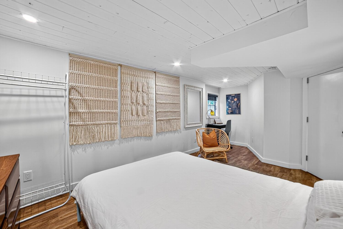 Basement Recreation Room Photo of 1113 Mclean Drive, Vancouver, BC