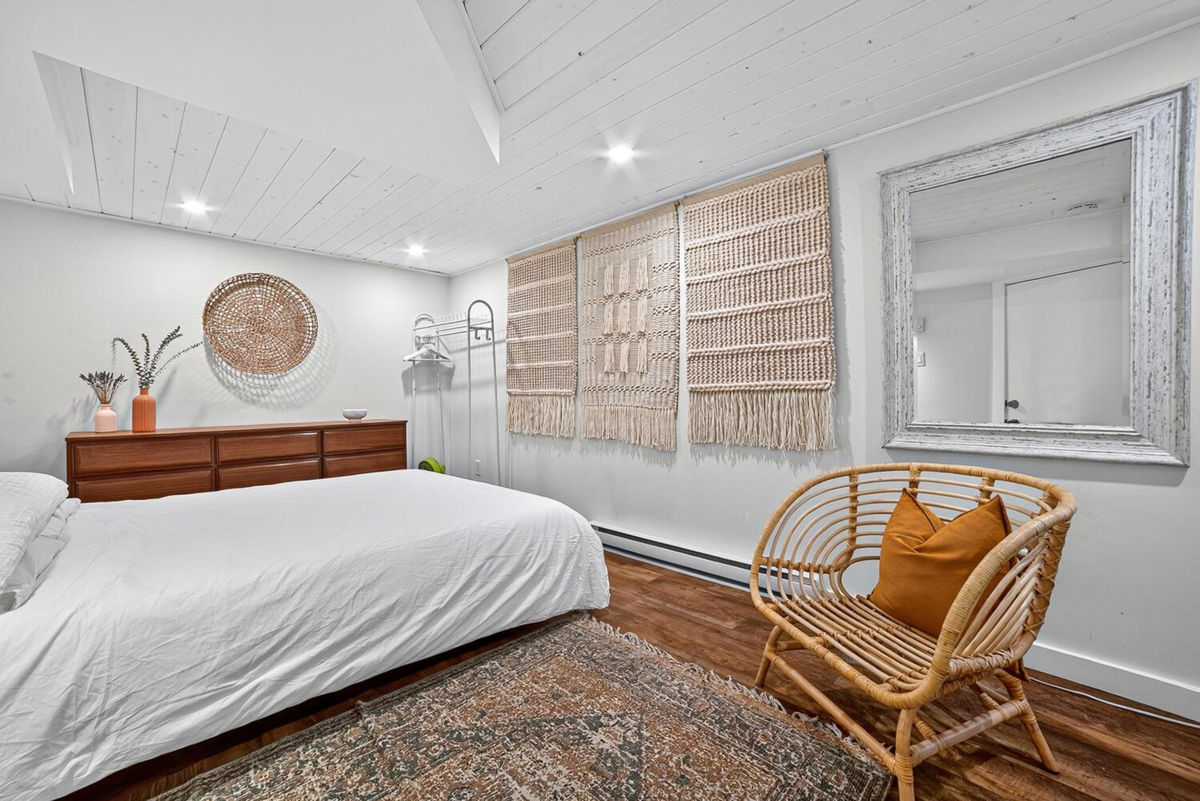 Loft / Bonus Room Photo of 1113 Mclean Drive, Vancouver, BC