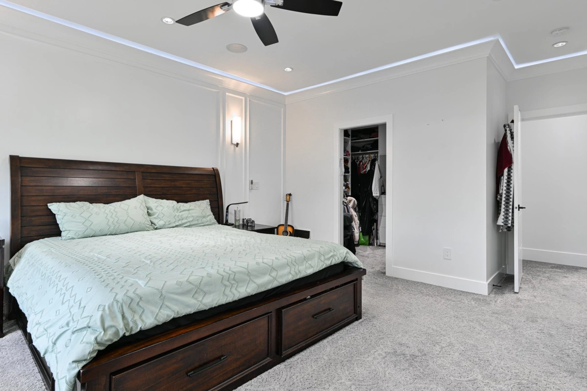 Garage Interior Photo of 31033 Firhill Drive, Abbotsford, BC