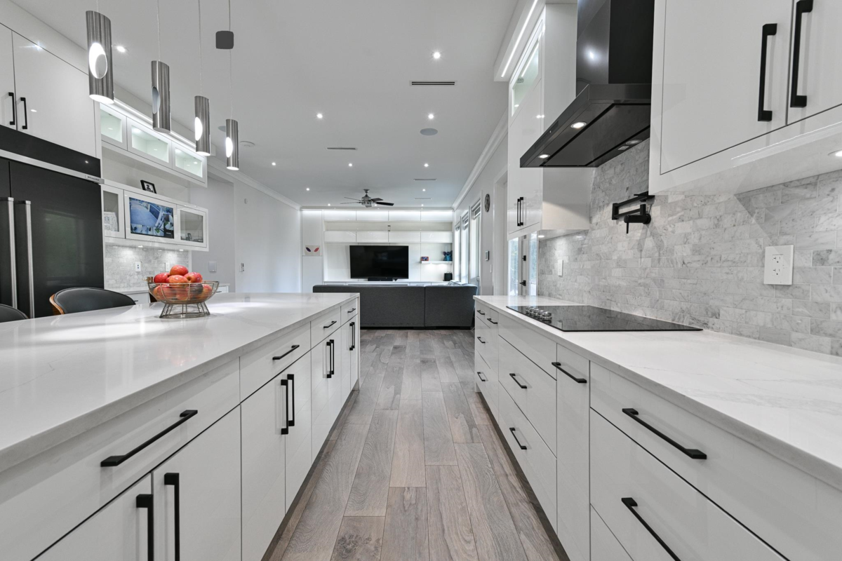 Powder Room Photo of 31033 Firhill Drive, Abbotsford, BC