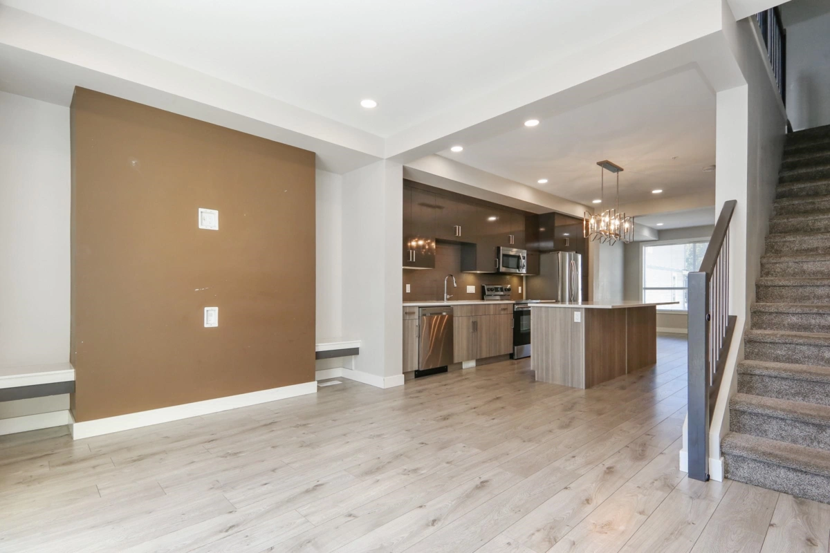 Dining Area Photo of 74 8413 Midtown Way, Chilliwack, BC