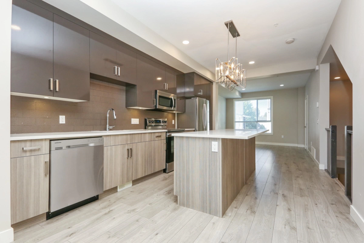 Kitchen Island Photo of 74 8413 Midtown Way, Chilliwack, BC