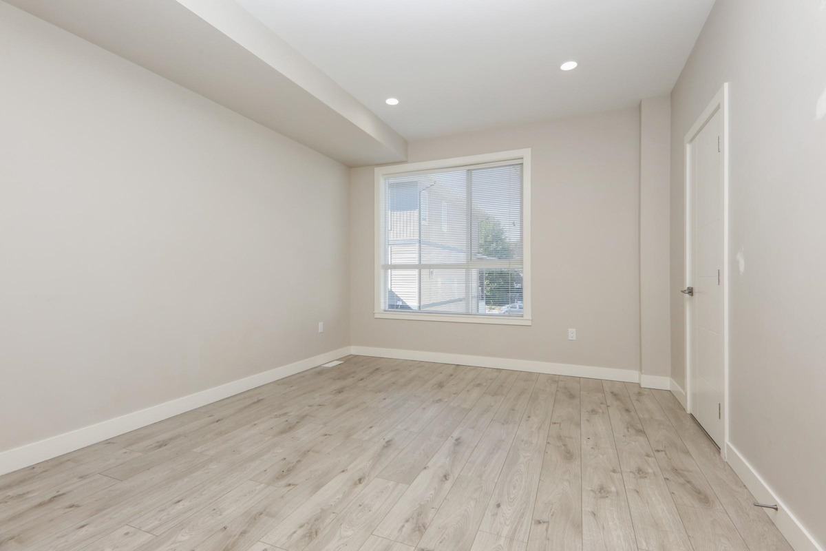 Walk-In Closet Photo of 74 8413 Midtown Way, Chilliwack, BC