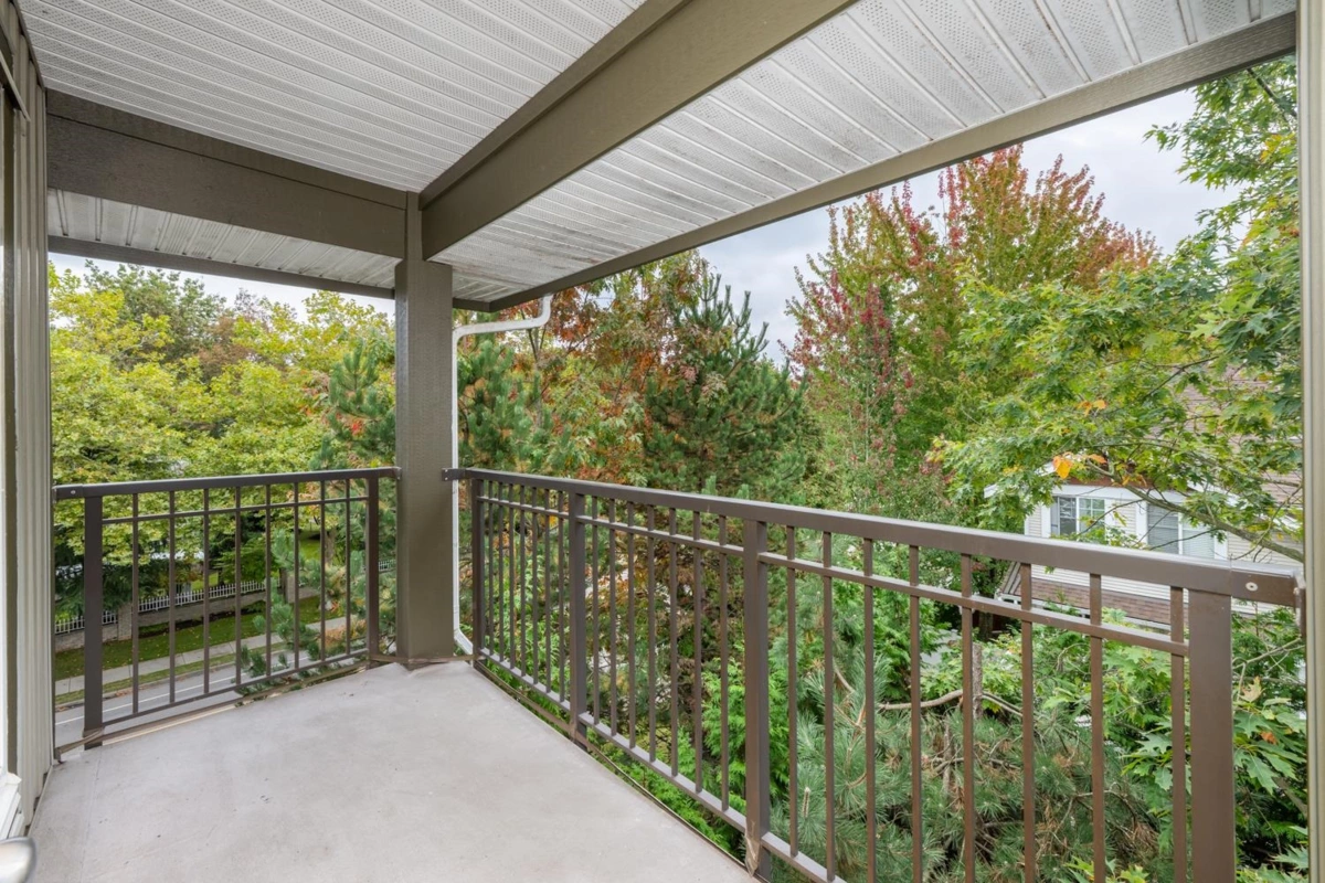 Basement Recreation Room Photo of 311 12088 75a Avenue, Surrey, BC