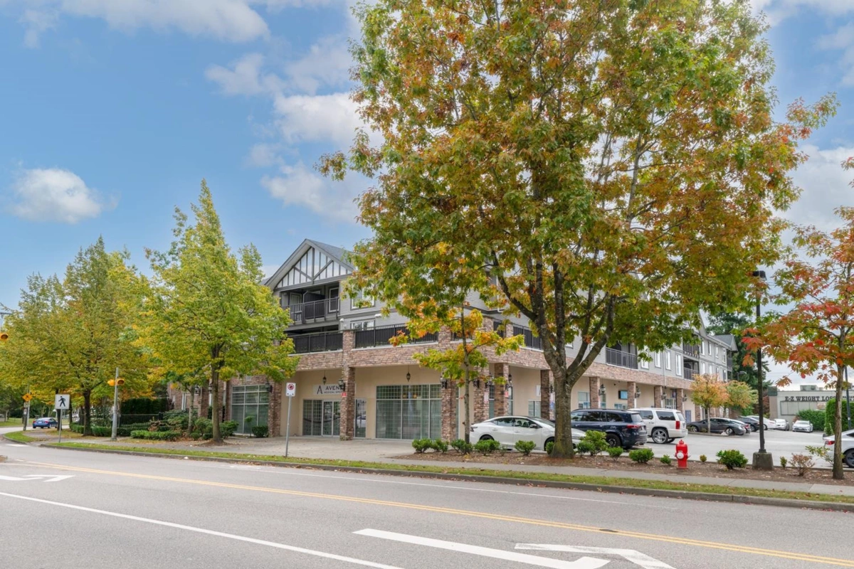 Hallway Photo of 311 12088 75a Avenue, Surrey, BC
