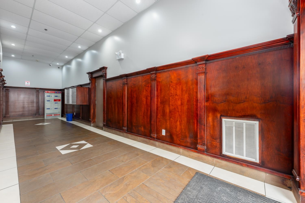 Laundry Room Photo of 311 12088 75a Avenue, Surrey, BC