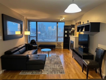 1707 4178 Dawson Street, Burnaby, BC, Burnaby — Apartment/Condo for sale