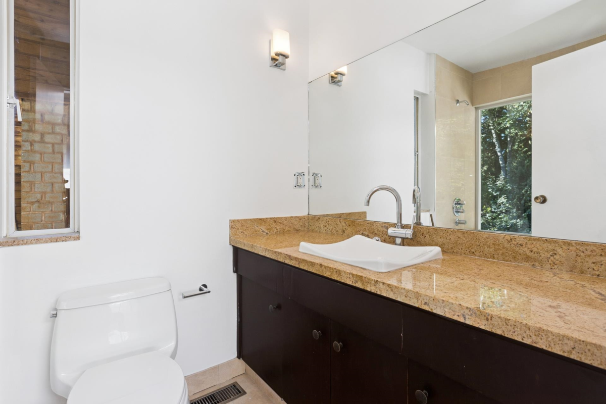 Basement Recreation Room Photo of 1491 Dempsey Road, North Vancouver, BC