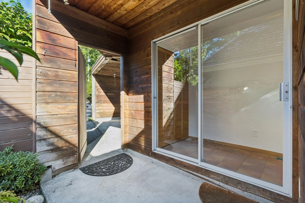 Front Yard Photo of 1491 Dempsey Road, North Vancouver, BC