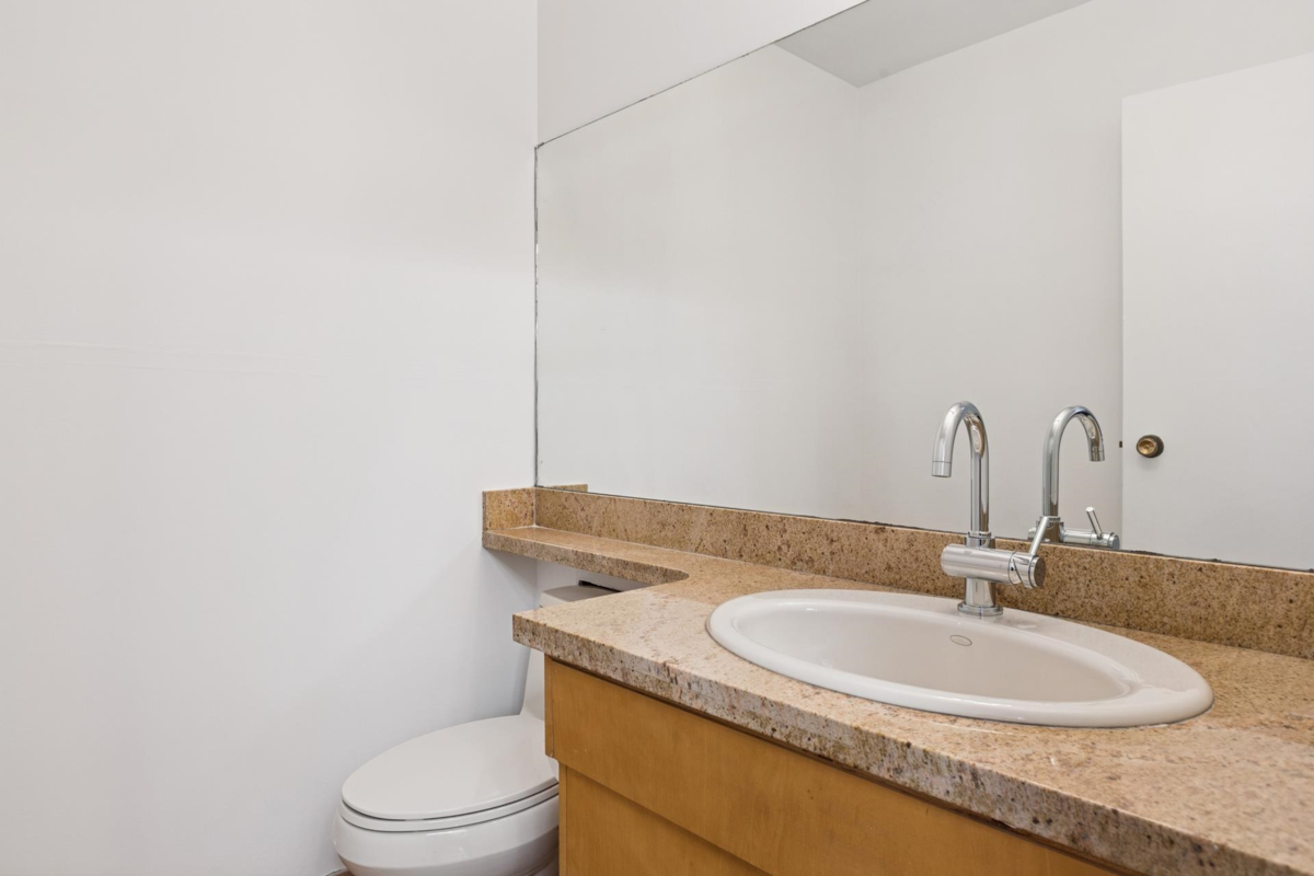 Mudroom Photo of 1491 Dempsey Road, North Vancouver, BC