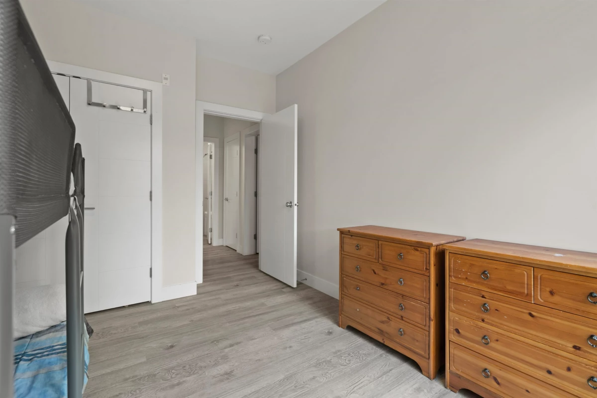 Basement Recreation Room Photo of 103 2565 Ware Street, Abbotsford, BC