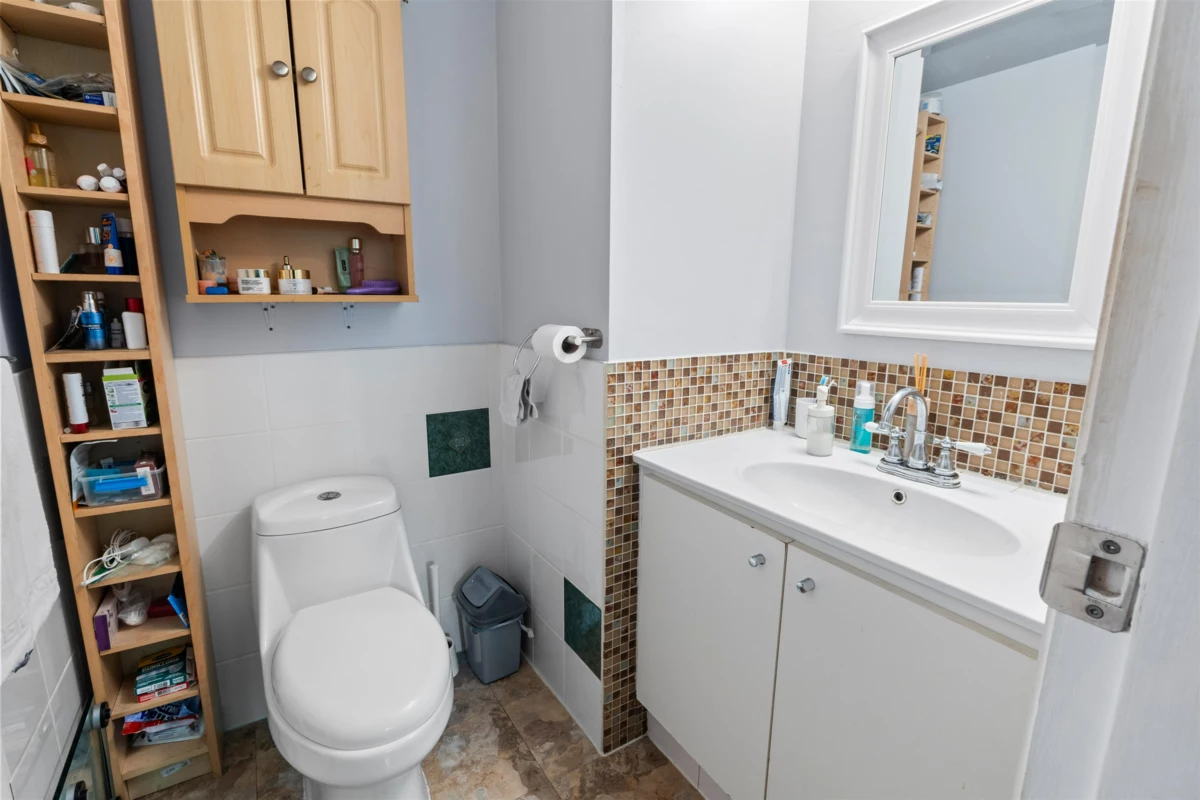 Bedroom 2 Photo of 2690 Kingsford Avenue, Burnaby, BC