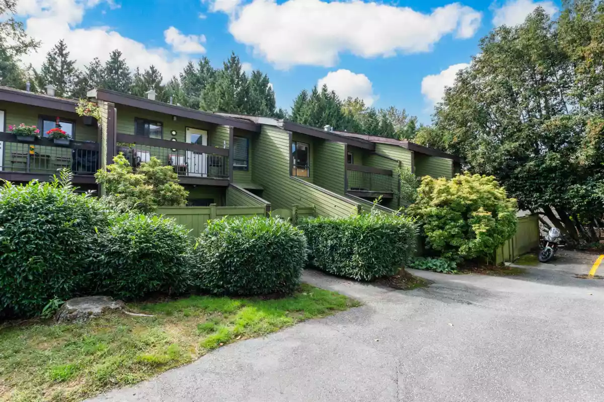 Loft / Bonus Room Photo of 2690 Kingsford Avenue, Burnaby, BC