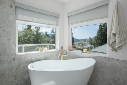 Entry Foyer Photo of 588 Ioco Road, Port Moody, BC