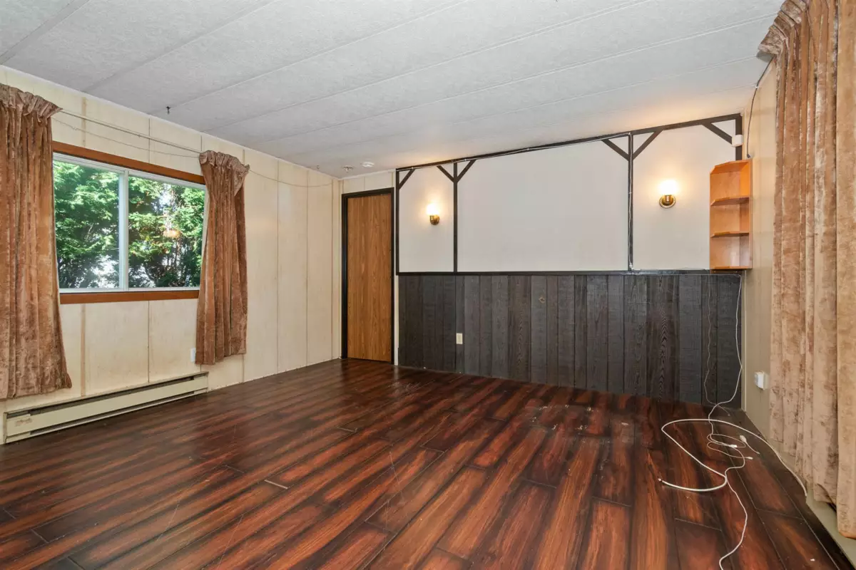 Breakfast Nook Photo of 57 5742 Unsworth Road, Chilliwack, BC