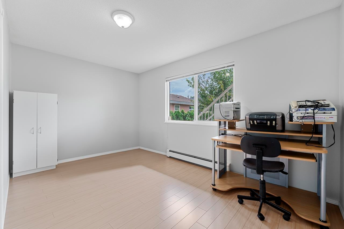 Office / Den Photo of 620 Thirteenth Street, New Westminster, BC