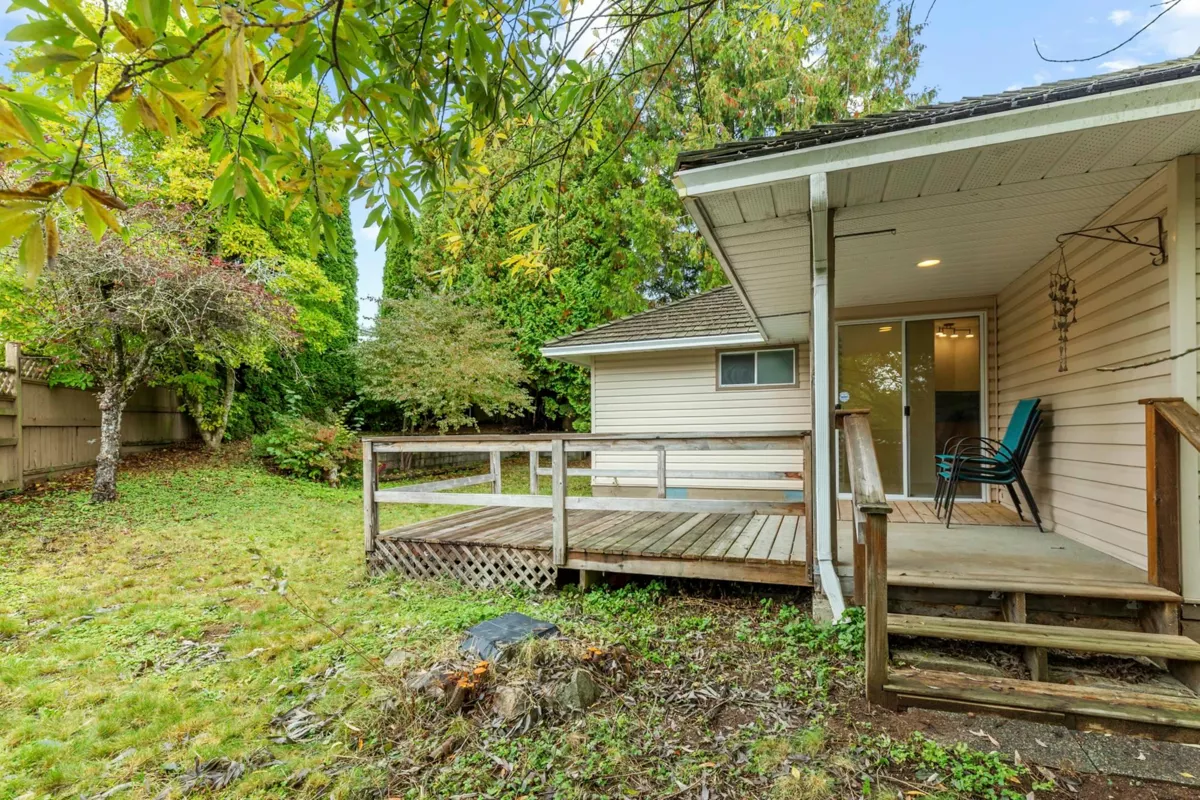 Backyard Photo of 32925 Orchid Court, Mission, BC