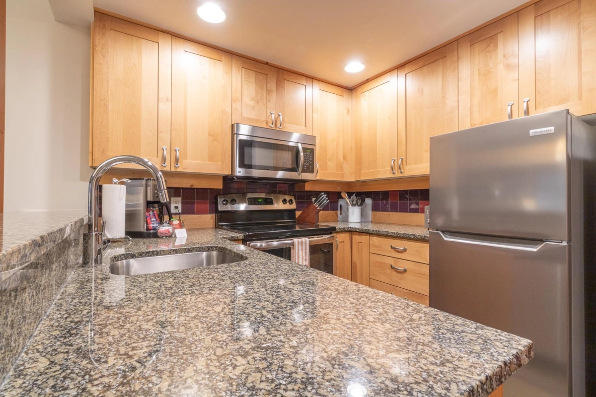Kitchen Island Photo of 334D 2036 London Lane, Whistler, BC