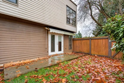 Swimming Pool Photo of 14 9400 128 Street, Surrey, BC