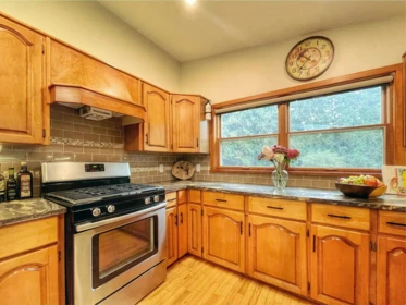 Breakfast Nook Photo of 3048 Hot Springs Road, Agassiz, BC