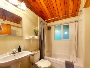Laundry Room Photo of 3048 Hot Springs Road, Agassiz, BC