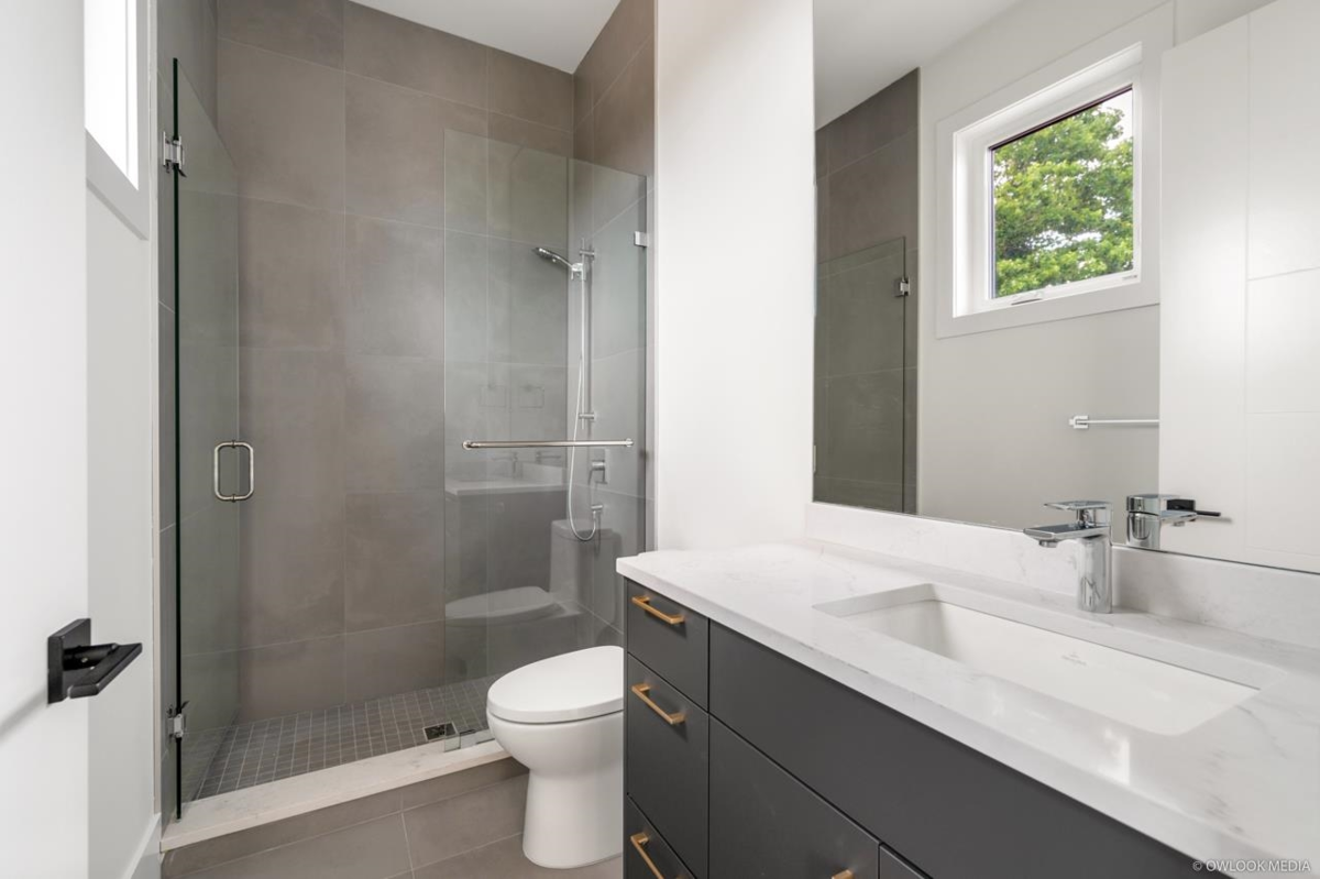 Front Yard Photo of 10791 Ashcroft Avenue, Richmond, BC