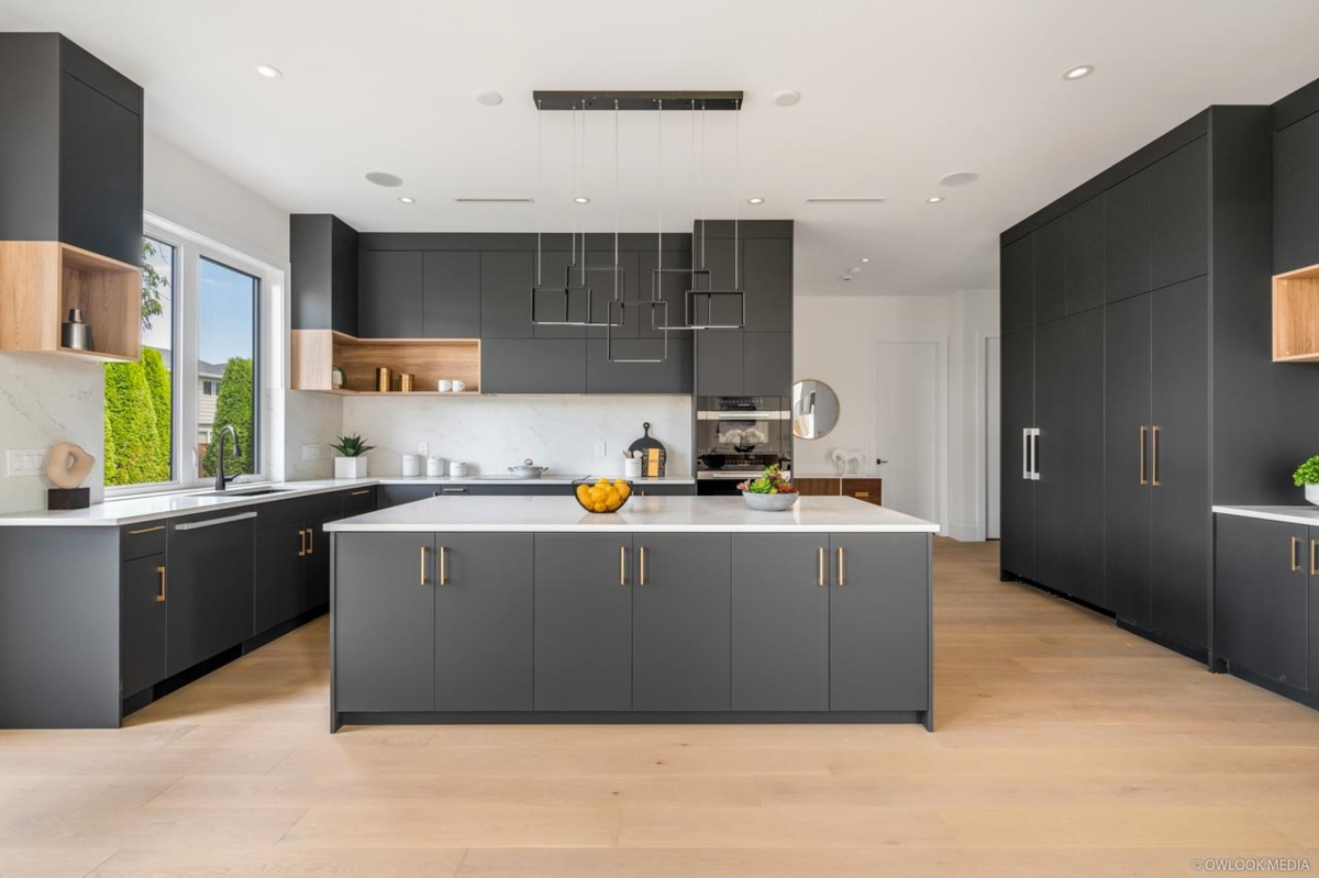 Guest Bathroom Photo of 10791 Ashcroft Avenue, Richmond, BC