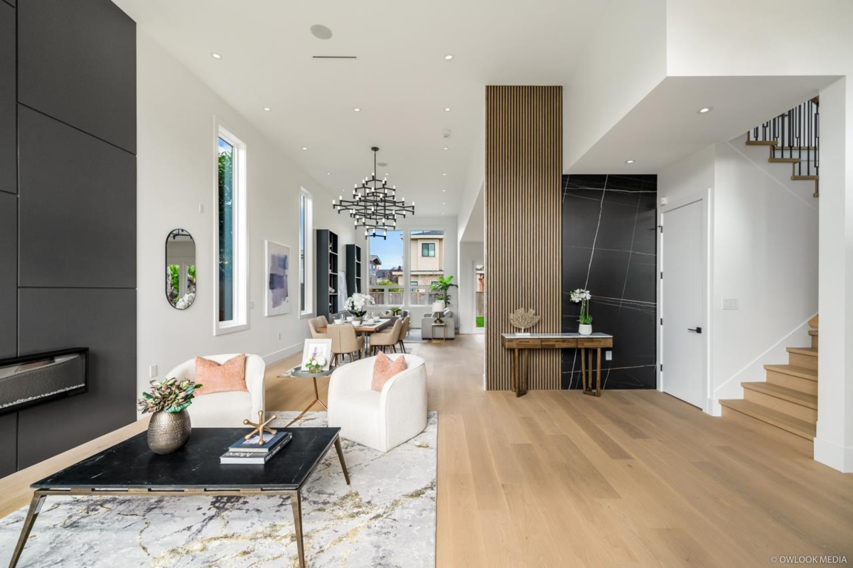 Kitchen Island Photo of 10791 Ashcroft Avenue, Richmond, BC