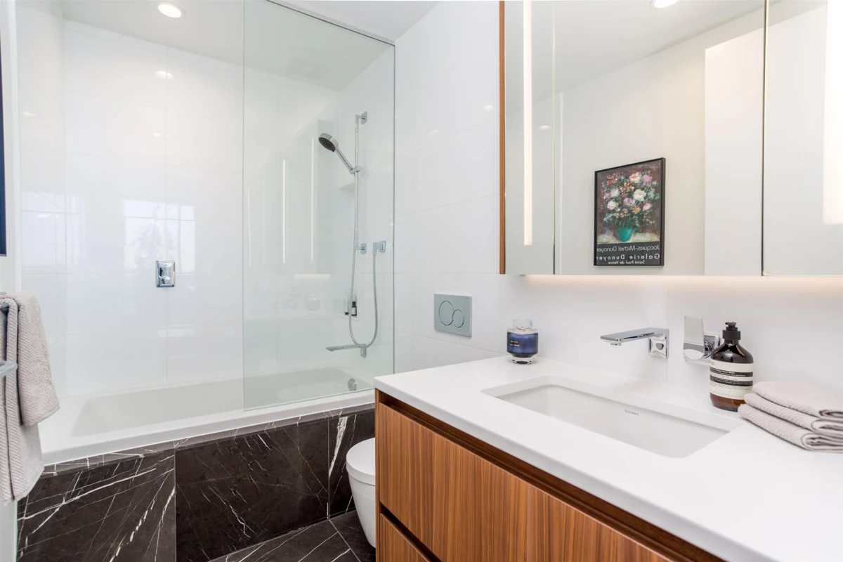 Garden / Landscaping Photo of 2004 885 Cambie Street, Vancouver, BC