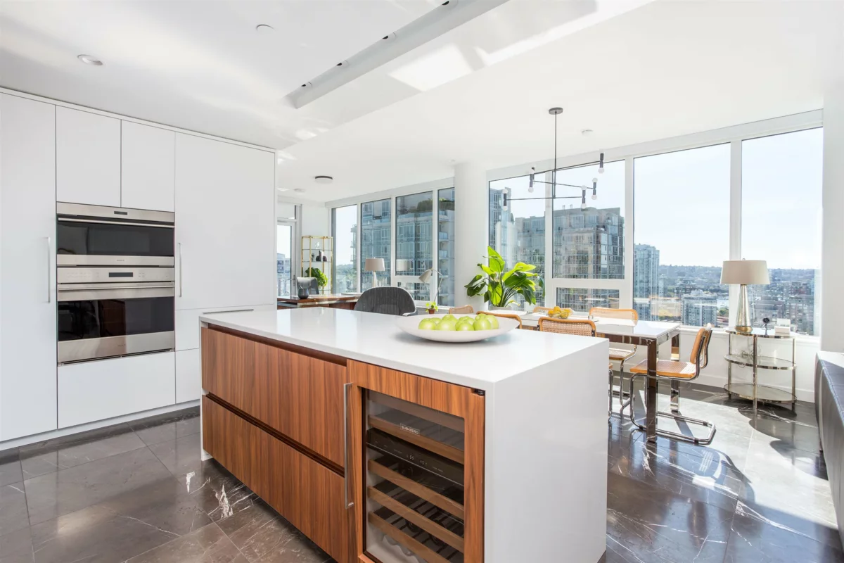 Kitchen Island Photo of 2004 885 Cambie Street, Vancouver, BC