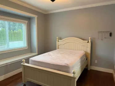 Office / Den Photo of 647 Ivy Avenue, Coquitlam, BC