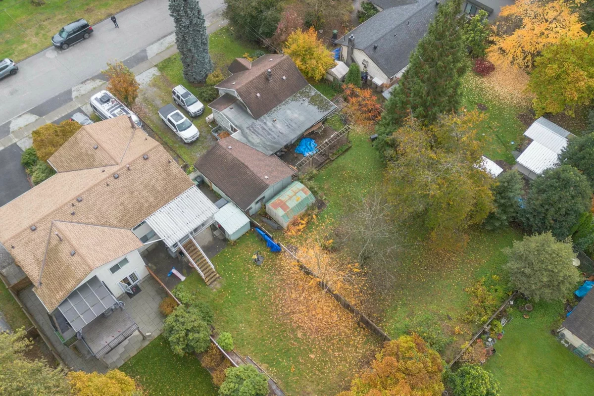 Dining Area Photo of 988 Irvine Street, Coquitlam, BC