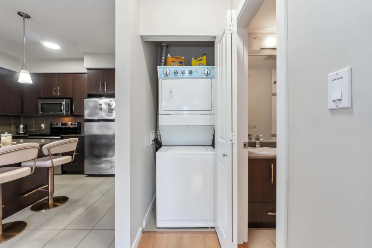 Bedroom 3 Photo of 404 22290 North Avenue, Maple Ridge, BC