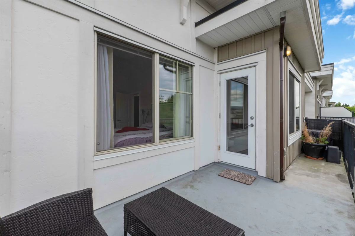 Dining Area Photo of 404 22290 North Avenue, Maple Ridge, BC