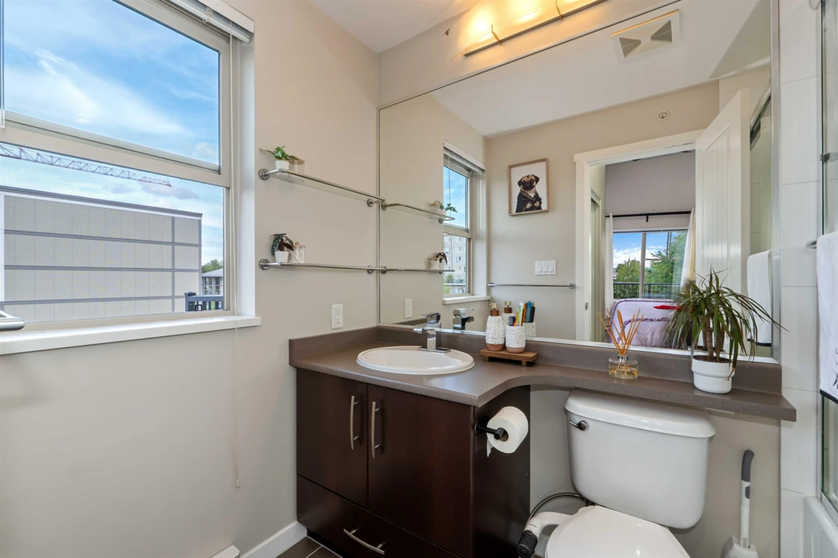 Pantry Photo of 404 22290 North Avenue, Maple Ridge, BC