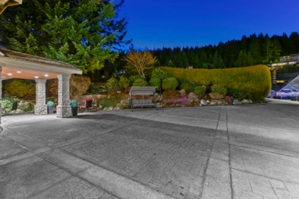 1128 Crestline Road, West Vancouver, BC