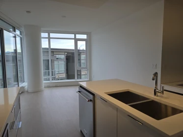 407 7769 Park Crescent, Burnaby, BC