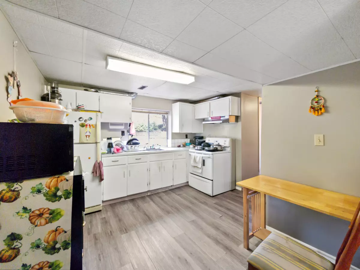 Bedroom 4 Photo of 38143 Hemlock Avenue, Squamish, BC