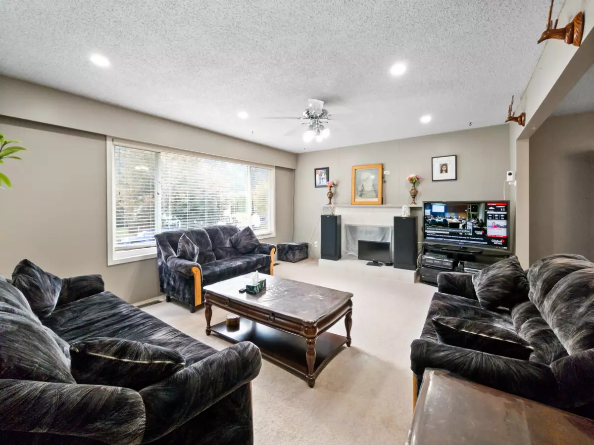 Primary Bathroom Photo of 38143 Hemlock Avenue, Squamish, BC