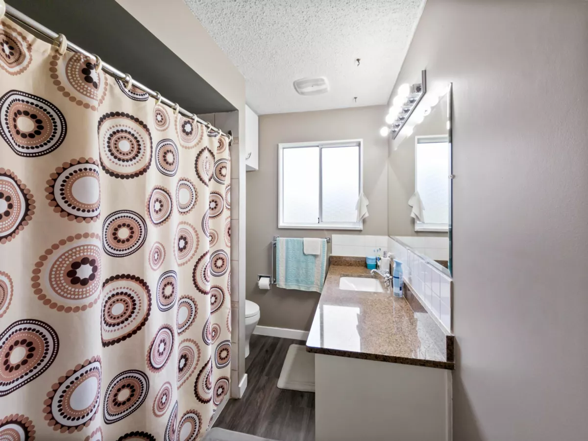 Staircase Photo of 38143 Hemlock Avenue, Squamish, BC