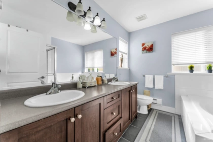 Office / Den Photo of 6686 192 Street, Surrey, BC