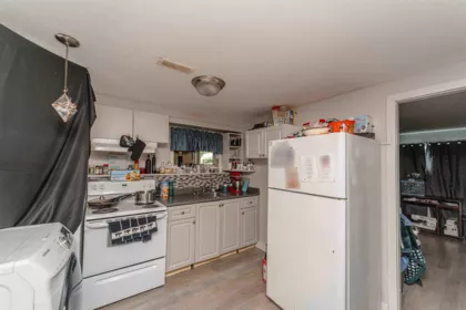 Mudroom Photo of 33460 Conway Place, Abbotsford, BC