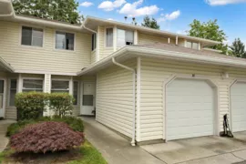 30 10038 155 Street Street, Surrey, BC