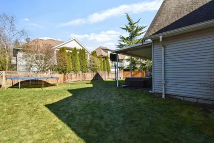 Garden / Landscaping Photo of 31493 Spur Avenue, Abbotsford, BC