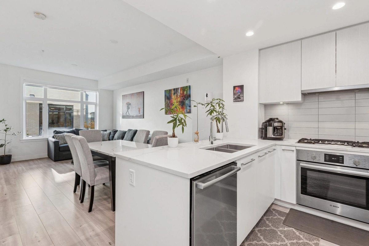 Dining Area Photo of 266 2035 Glenaire Drive, North Vancouver, BC